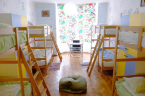 Отель Centrum House Hostel  Брашов